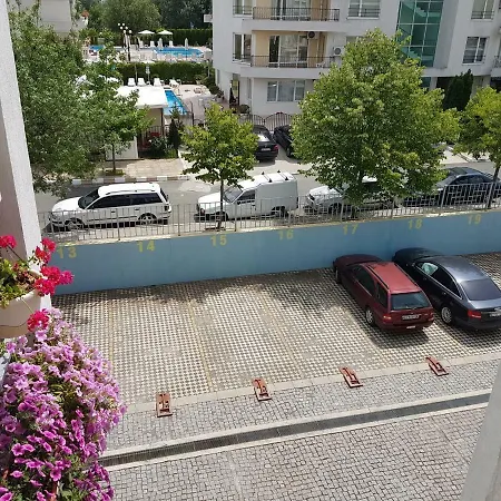 Apartment Sunlit Sunny Beach